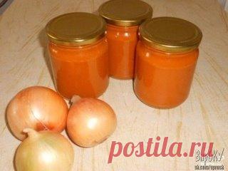 Икра кабачковая на 3 кг
Обязательно приготовьте эту вкусную икру на зиму. Хлопот практически никаких, ингредиентов минимум, зато удовольствие от открытие очередной баночки получать будете круглый год! 
Описание приготовления:
У каждой хозяйки есть свой, годами проверенный рецепт приготовления икры из кабачков. В нашей семье таких рецептов несколько: кто-то любит с помидорами, кто-то — с перцем или баклажанами. Но вот икра, приготовленная по этому простейшему рецепту, устраивает всех. Ингредиен