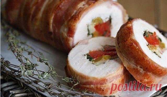 Куриный рулет с грибами и сыром запеченный в духовке
