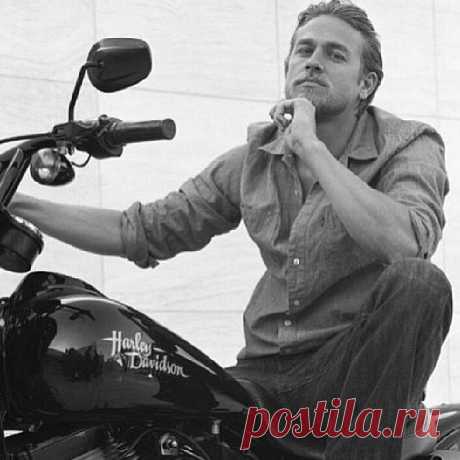 Чарли Ханнэм