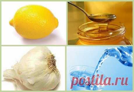 Для улучшения памяти

Если пить этот эликсир каждый день в течение
нескольких месяцев, то очищаются сосуды,
нормализуется давление и улучшается память.
Для его приготовления возьмите
- 1 лимон с кожурой и измельчите
- 1 головку чеснока измельчите
- 1 ст. л. мёда
- 1 л тёплой кипячёной воды
Всё поместите в банку и накройте салфеткой.
Настаивайте 3 дня, затем процедите через марлю.
Пейте по 1-2 ст. л. 3 раза в день после еды.
Эликсир можно делать и без мёда, по вашему вкусу