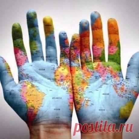 📝 Измени свою жизнь #здесь и #сейчас! Разберись... разколхозь свой мозг, и попробуй запустить в него новую информацию, что есть другая реальность...Попробуй хотя бы, настало именно твоё время! Не ври себе! Жизнь твоя, и никто ее не изменит.
Здесь есть рост, здесь есть развитие, здесь есть всё!
Настал Новый год, с новыми возможностями, распланируй чего ты хочешь, и действуй. И как бы не бесила активность в соцсетях по поводу онлайн-бизнеса, тебя  должен смущать  этот ажиот...
