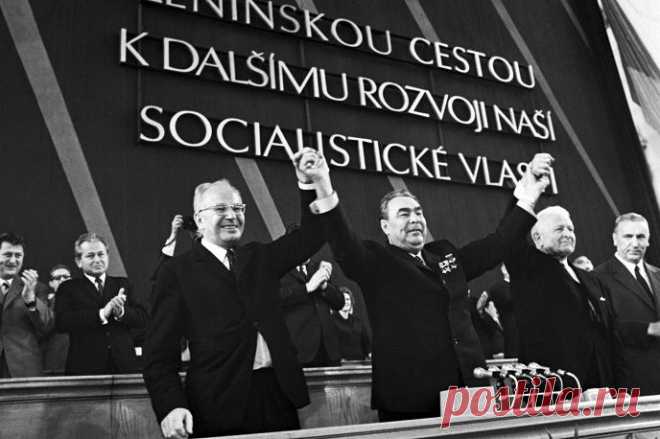 50 лет со дня прихода к власти.
фото из архива ИТАР ТАСС.