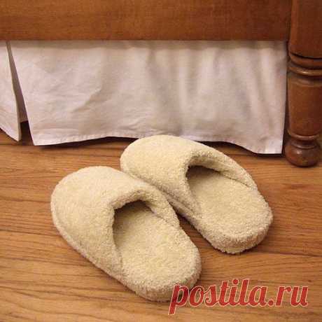 ТЕПЛЫЕ ТАПОЧКИ из вьетнамок и полотенца.