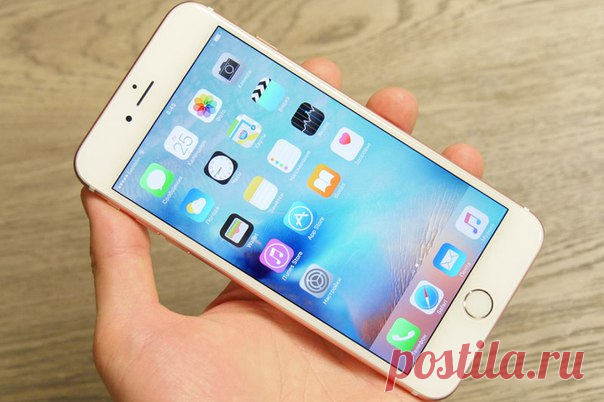 15 жестов в iOS, о которых вы могли не знать Управление жестами на iPhone — крайне удобная и необходимая функция для взаимодействия с операционной системой. Нынешние смартфоны больше не могут предлагать исключительно кнопочный интерфейс (пусть даже и сами кнопки виртуальные), так как он не столь функционален. Далеко не все пользователи знают о доступных для них жестах в мобильной платформе от Apple. По этому случаю, мы вспомнили самые интересные и полезные жесты, о которых вы могли не знать…
