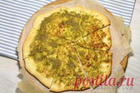 Фокачча. Итальянская лепешка Сегодня приготовим вкуснейшую ароматную фокаччу. Такую тонкую факаччу впервые попробовала в кафе, она мне очень понравилась. Верх смазываю песто, можно полить маслом оливковым, посыпать розмарином и м...
