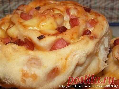 Пиццы-розочки.