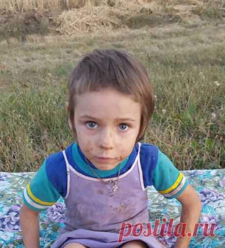 Пьяные родители спали, когда парень забрал их 4-летнюю дочь. Домой она никогда больше не вернется…