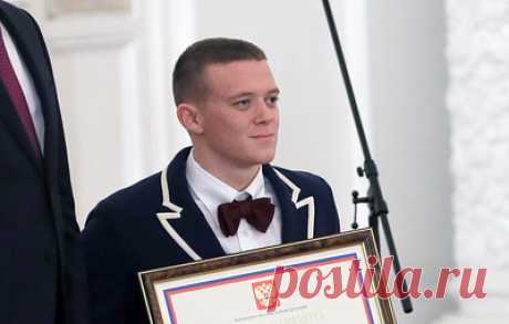Андрей Граничка завоевал серебряную медаль Паралимпиады в комплексном плавании на 200 м. Россиянин преодолел дистанцию за 2 минуты 40,92 секунды