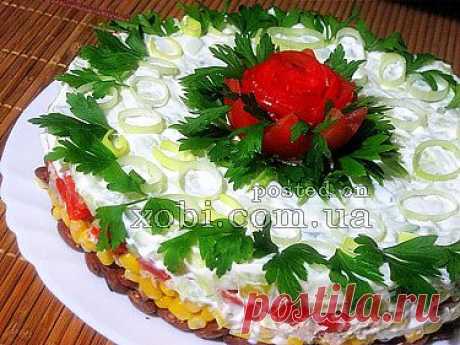 салат с фасолью, тунцом и кукурузой