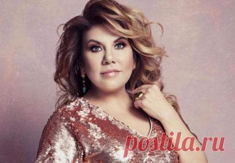 Марина Федункив в образе дамы из 80-х: новое фото звезды КВН и Камеди Вумен