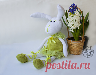 Easter bunny Lime pattern by Morgunova Olga Knitted toy.