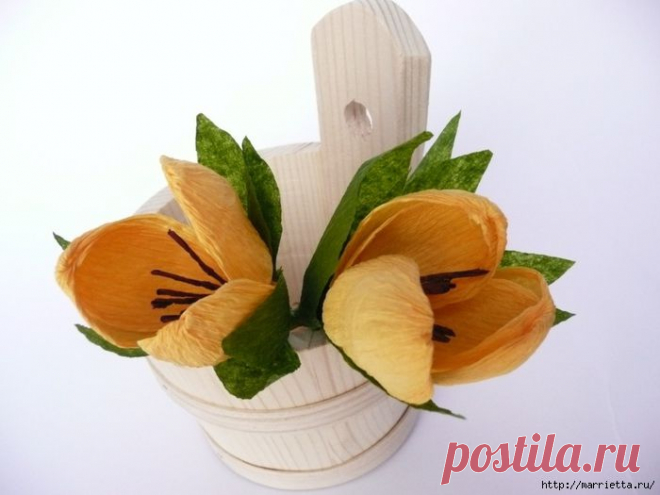 Крокусы из гофрированной бумаги. Мастер-класс.