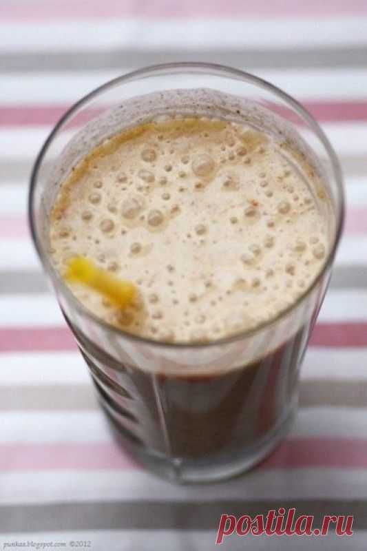 Рецепт блюда Банановый коктейль с корицей и печеньем, на сайте Good Recept.