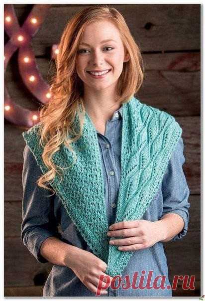 Асимметричная шаль спицами Начинается от угла. Кайма поперечная, схема D.Старт набрать 4 петли и вязать по схеме A 1 раз.Далее провязать схему В 1 раз и схема С еще раз. Потом расширяя боковой узор продолжить вязание до нужного размера.В конце на ищн стороне набрать петли для боковой каймы 7 петель и вязать...