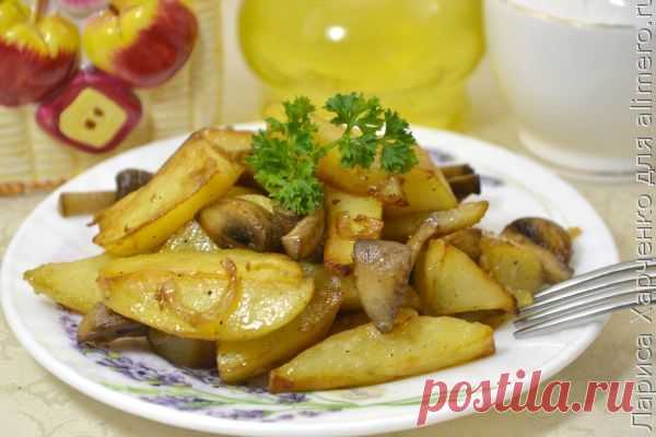 👌 Вкусный ужин - картошка фри с грибами и луком, рецепты с фото Сегодня будем готовить любимый многими картофель фри, а для пущего вкуса и аромата добавим к нему немного лука и грибочков – отменное блюдо у нас получится!
 
Для того, чтобы к у...