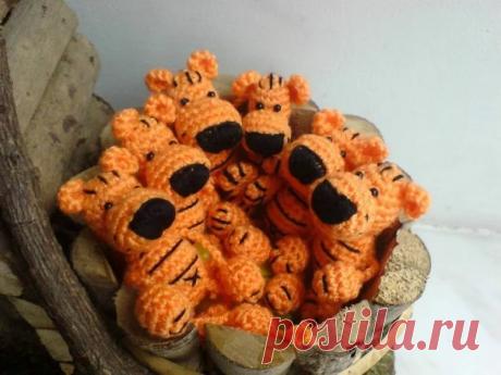 вязаные крючком и спицами тигры очень красивые что: 2 тыс изображений найдено в Яндекс.Картинках