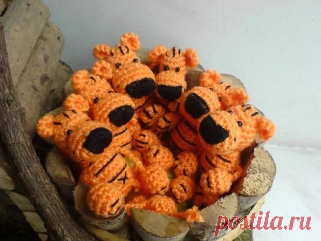 вязаные крючком и спицами тигры очень красивые что: 2 тыс изображений найдено в Яндекс.Картинках