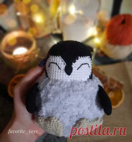 PDF Пингвинчик Пупи крючком. FREE crochet pattern; Аmigurumi toy patterns. Амигуруми схемы и описания на русском. Вязаные игрушки и поделки своими руками #amimore - плюшевый пингвин, пингвинята из плюшевой пряжи, пингвинчик, пингвинёнок.