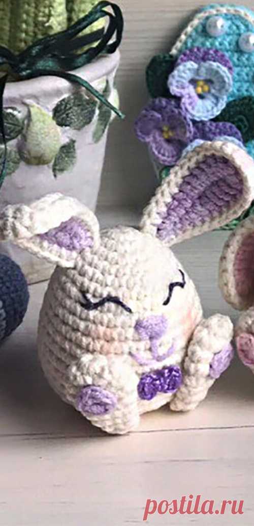 PDF Пасхальные зайчишки крючком. FREE crochet pattern; Аmigurumi animal patterns. Амигуруми схемы и описания на русском. Вязаные игрушки и поделки своими руками #amimore - заяц, маленький зайчик, кролик, зайчонок, зайка, крольчонок, Пасха.