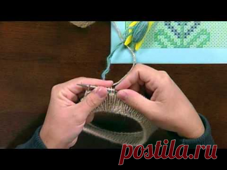 Видео мастер-класс по вышиванию трикотажа во время вязания.