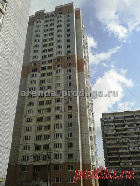 Продаем 2-х комнатную квартиру в новостройке по адресу: г. Одинцово, ул. Комсомольская, д. 11 (30 минут транспортом от м. Молодежная, Кунцевская, Парк Победы, 7 минут пешком до ж/д ст. Одинцово). 20/25-этажного панельного дома. Общая площадь: 62 м2, комнаты: 21-14 м2 (изолированные, зал с эркером), кухня: 11 м2, просторный холл: 10 м2. Квартира без отделки, стены есть, окна ПВХ, остекленная лоджия (4.1 м2). Дом стоит на берегу пруда, рядом лес. Свободная продажа (переуступка). Стоимость 6.2 млн