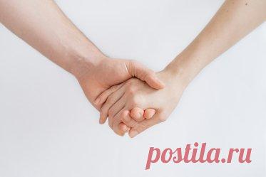 Советы экспертов по эффективному уходу за кожей: какой крем выбрать рук, когда столбик термометра ниже нуля?. Ежедневный уход за кожей рук в холодное время года: какое средство подойдёт лучше всего?