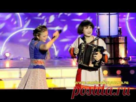 &quot;Частушки&quot; - Марина Девятова и Михаил Морозов - YouTube