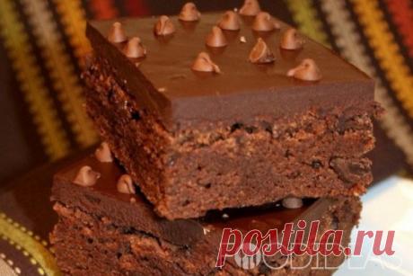 Шоколадные пирожные.