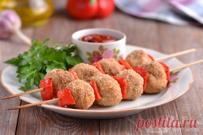 Острые шашлычки из фарша с перцем в духовке.

Готовим потрясающе вкусные шашлычки в духовке из свиного фарша, сладкого сочного перца с добавлением острого красного перца и хмели-сунели.