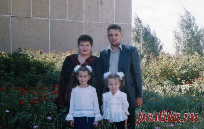 Файл:2003-09-01 - 1 сентября 007.jpg — Медали и Ордена
