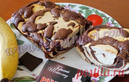 Пирог с бананом и творогом
