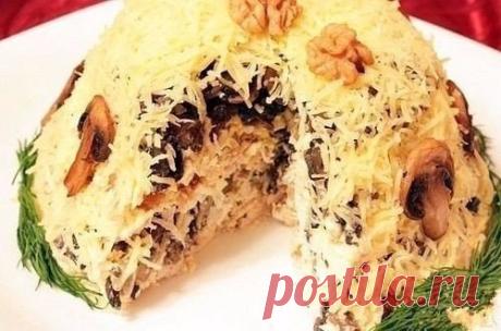 Салат "Сказка"
Ингредиенты:
Куриная грудка — ½ шт.
Показать полностью…