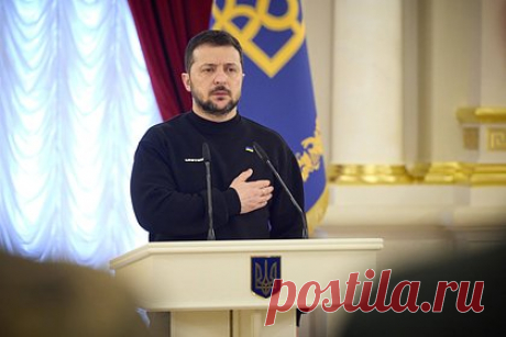 Приезд Зеленского в Запорожскую область назвали «самозванщиной». Председатель движения «Мы вместе с Россией» Владимир Рогов назвал самозванщиной приезд президента Украины Владимира Зеленского в подконтрольную Киеву часть Запорожской области. По словам главы движения, никто из местных жителей Зеленского «не звал и не ждал», его там ненавидят.
