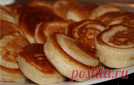 Пышные оладушки на кипяченом кефире...такие вы еще не пробовали!
