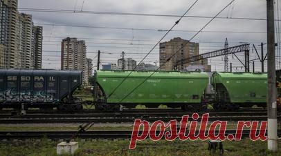 Военная хроника сообщила о сильных взрывах в Славянске. Военная хроника сообщила, что в Славянске зафиксированы сильные взрывы. Читать далее