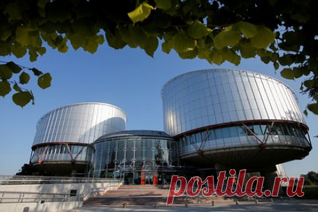 Польша пожаловалась на Германию и потребовала забрать мусор. Польша пожаловалась на Германию в суд Европейского союза из-за нелегального ввоза отходов на территорию страны и потребовала забрать мусор. Об этом заявила глава Министерства климата и окружающей среды Анна Москва. Она рассказала, что Польша неоднократно обращала внимание на эту проблему.