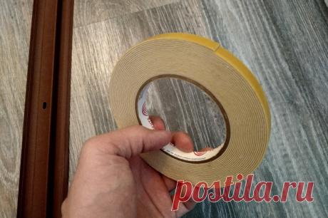 Как прикрепить плинтус к стене, не используя дюбели, шурупы, гвозди | Мой загородный домик | Яндекс Дзен