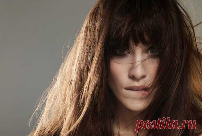 Алекса Чанг (Alexa Chung) в фотосессии Альберта Джордана (Albert Giordan) для журнала Marie Claire UK (май 2013)