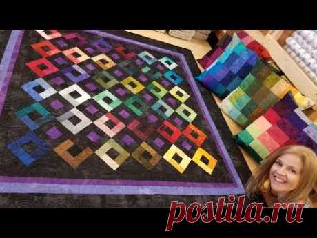 Quilt + Pillows - FREE pattern Harlequin Charm!
