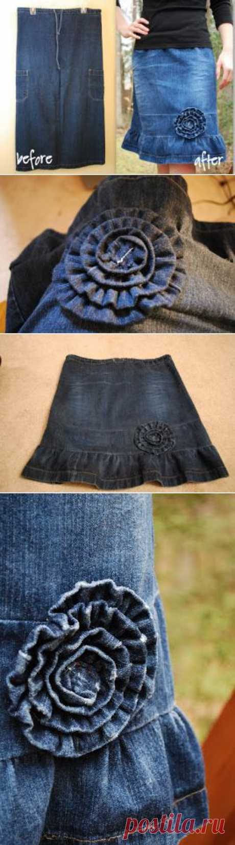Flirty Denim Skirt Makeover with Craftaholics Anonymous - Somewhat Simple