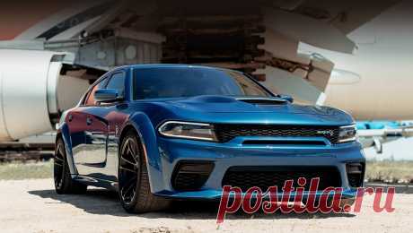 Седан Dodge Charger SRT Hellcat Widebody прибавил в динамике После хорошо принятых купе Challenger Hellcat Widebody и Challenger R/T Scat Pack Widebody, а также концепта Charger Widebody компания Dodge отрядила