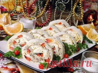 Обязательно сохраните! 
Подборка 10 закусок на праздничный стол:
1. Рулет из лаваша.
Ингредиенты:
Лаваш тонкий — 2 Штуки
Шпроты в масле — 180 Грамм
Яйцо вареное — 2 Штуки
Болгарский перец — 0,5-1 Штуки (зависит от размера)
Плавленный сыр — 100 Грамм
Майонез — 100-150 Грамм
Зелень — 1 Пучок
Количество порций: 6-8 
Как приготовить 