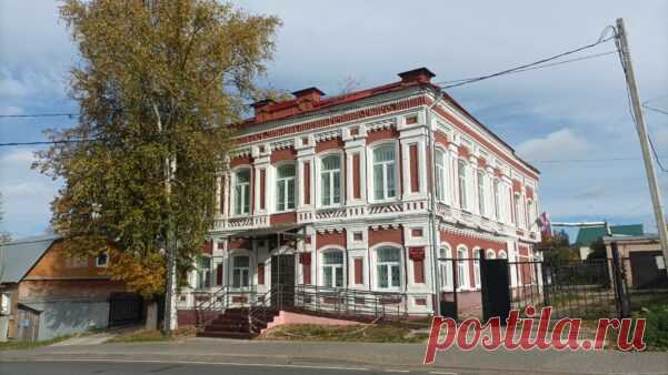 Дом купца Н.В. Варлашова: памятник дореволюционной архитектуры Добрянки; Усадьбы России: путешествие в историю