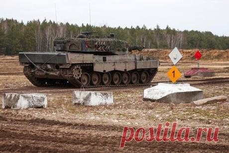 Польша создаст хаб по обслуживанию танков Leopard. Польша создаст хаб по обслуживанию танков Leopard, запчасти к которым находятся в дефиците. По словам министра нацобороны Польши Мариуша Блащака, он будет расположен на механическом заводе в Гливицах. Политик отметил, что 20 лет назад производство запчастей было прекращено, однако Варшава готова его возобновить.