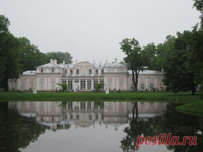 Дворцово-парковый ансамбль Ораниенбаум. Китайский дворец. Круиз на теплоходе "Козьма Минин"..