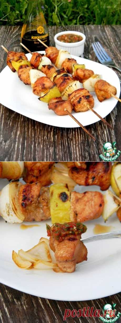 Шашлычки из индейки с яблоками и луком - кулинарный рецепт