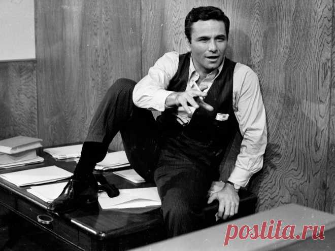 Питер Фальк, 16 сентября, 1927
 • 23 июня 2011