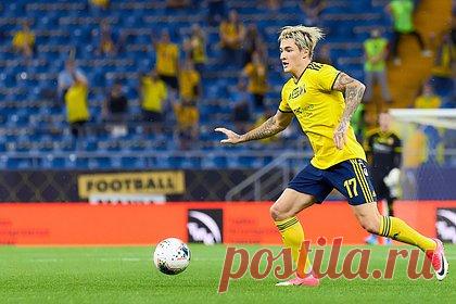 Покинувший Россию после атаки беспилотников футболист нашел новый клуб. Норвежский полузащитник Матиас Норманн, покинувший Россию после атаки беспилотников на «Москва-Сити», подписал контракт с саудовским «Ар-Раедом». Срок соглашения 27‑летнего футболиста не уточняется. Норманн нашел новый клуб спустя 10 дней после отъезда из Москвы. Права на Норманна принадлежали «Ростову».