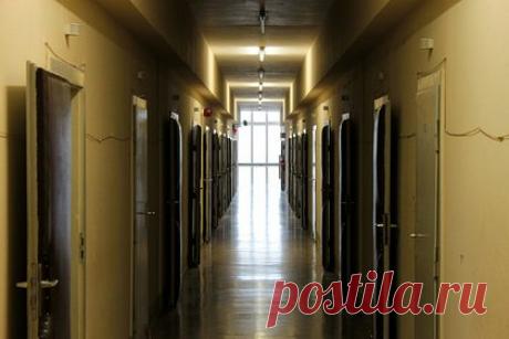 Глава мемориала Минобороны отказался признать вину в получении взятки