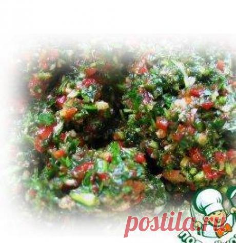 Рецепт как приготовить: Зеленый соус Этот универсальный зеленый соус можно добавлять по вкусу в майонез, сметану, сливочное масло, класть в супы, рагу и овощные салаты. Попробуйте и вы сами найдете ему массу применений!  Рецептом поделилась Оля (Лима) на сайте клуба любителей газеты Ск